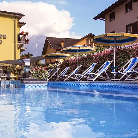 Residence Domaso 3* Domaso