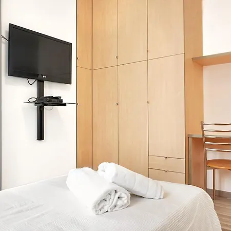 Ξενοδοχείο με διαμερίσματα Residence Domaso