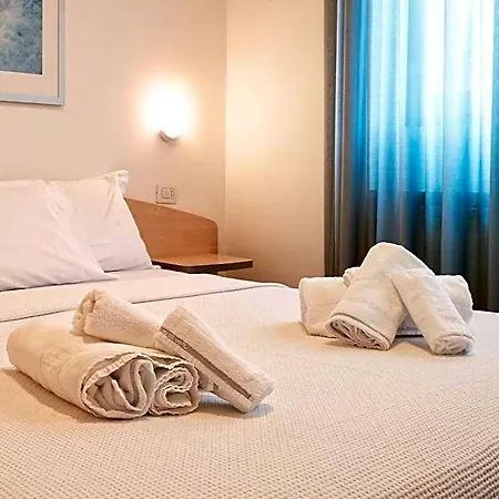 Residence Domaso 3*