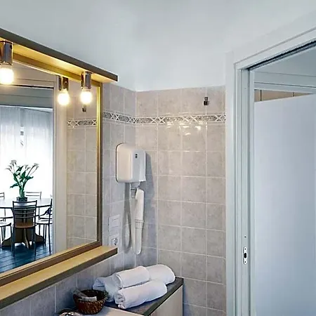 Aparthotel Residence Domaso 3*
