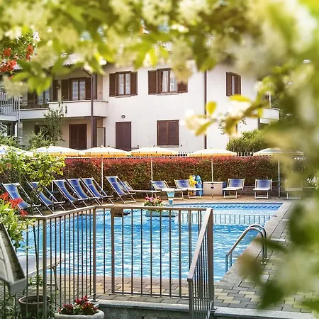 Residence Domaso דומאסו