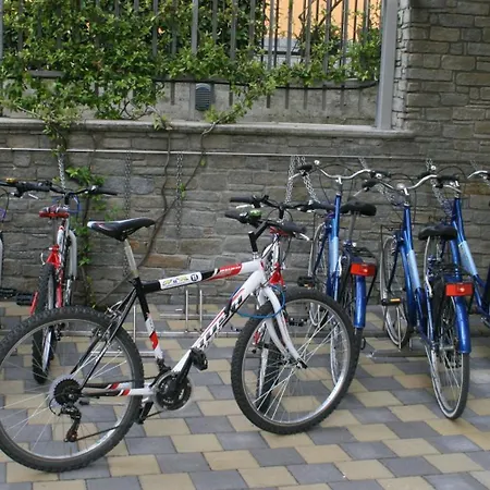 Ξενοδοχείο με διαμερίσματα Residence Domaso Domaso