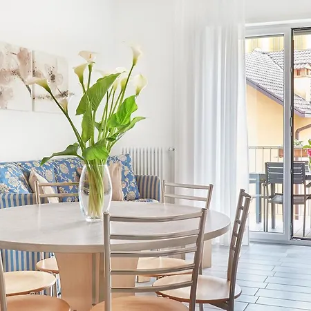 Residence Domaso Aparthotel 3*